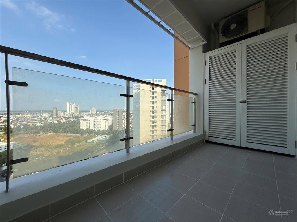 Cho thuê căn hộ riverside residence phú mỹ hưng 146m2 3pn view sông full nội thất 50 triệu