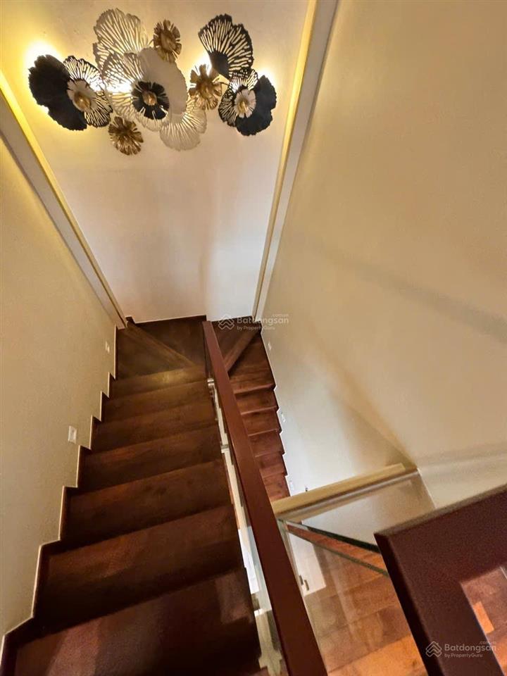 Cho thuê duplex happy valley premier phú mỹ hưng 170m 3pn full nội thất giá 2.300 usd