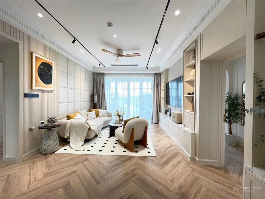 Bán căn hộ riverside residence phú mỹ hưng 130m 3pn view sông full nội thất giá 17.2 tỷ