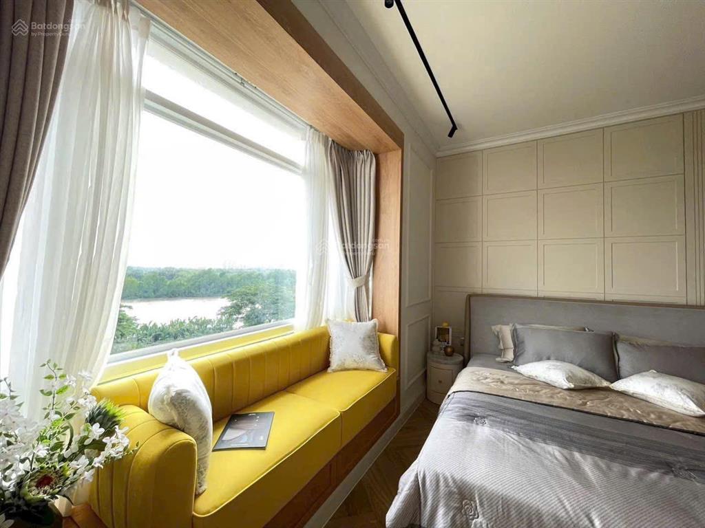 Bán căn hộ riverside residence phú mỹ hưng 130m2 3pn view sông full nội thất giá 17.2 tỷ