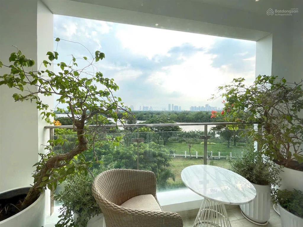 Bán căn hộ riverside residence phú mỹ hưng 130m2 3pn view sông full nội thất giá 17.2 tỷ