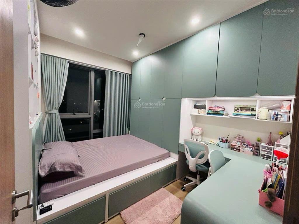 Cần bán gấp căn góc urban hill phú mỹ hưng 80m², 2pn view quận 1 full nội thất giá 8.5 tỷ