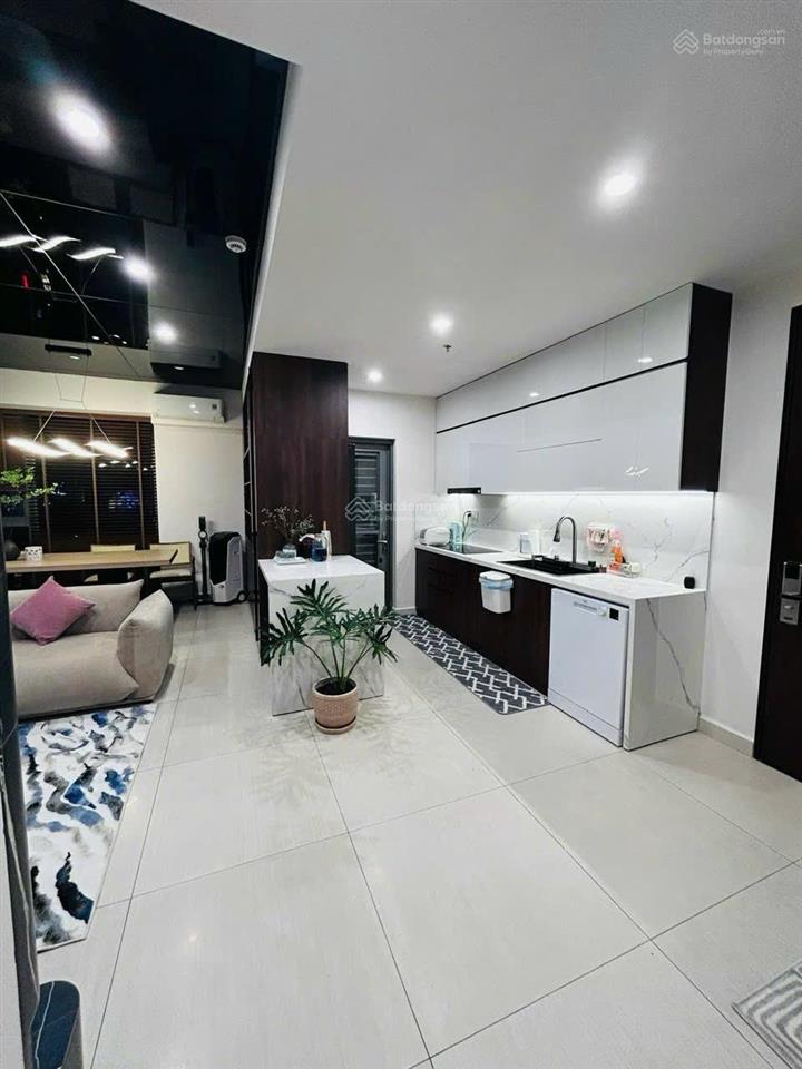 Cần bán gấp căn góc urban hill phú mỹ hưng 80m², 2pn view quận 1 full nội thất giá 8.5 tỷ