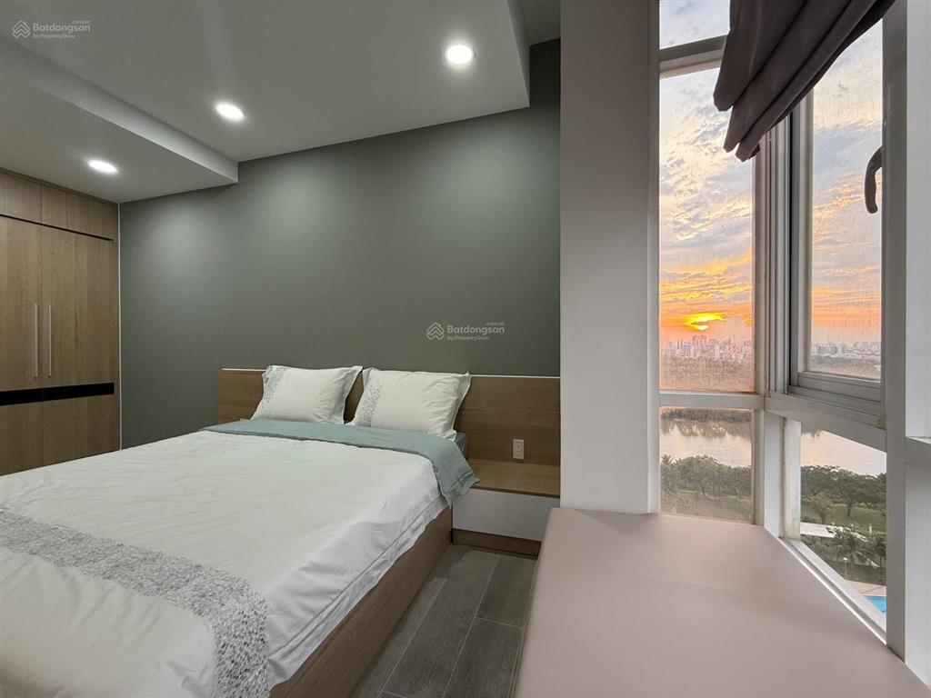 Bán căn hộ riverside residence phú mỹ hưng 146m 3pn view sông sổ hồng giá 15.8 tỷ
