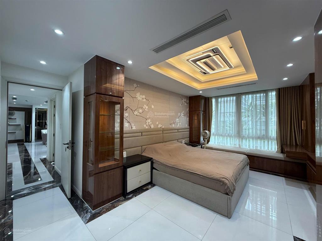 Bán căn hộ garden plaza 1 phú mỹ hưng 153,32m² 2pn view kênh đào sổ hồng giá 25 tỷ