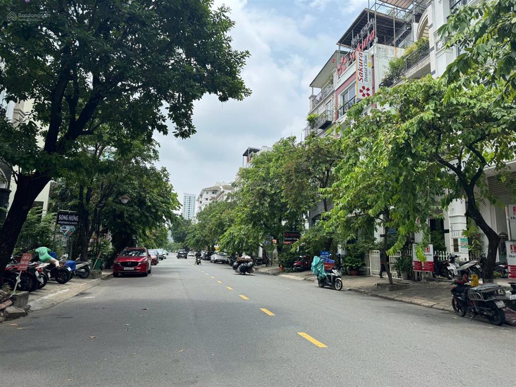 Bán nhà phố kinh doanh lê văn thêm hưng phước 3 phú mỹ hưng 6x18.5m có thang máy, giá 45 tỷ