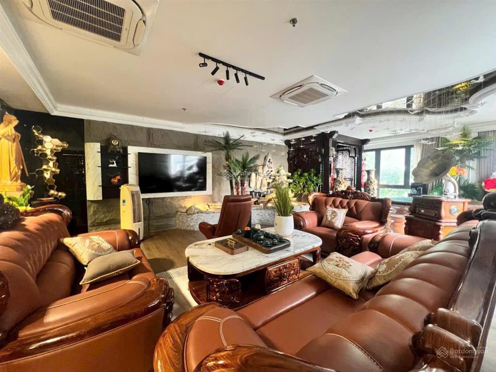 Bán tòa nhà góc 2 mặt tiền đường số 7 tân hưng 241m² hầm 8 tầng giá 85 tỷ