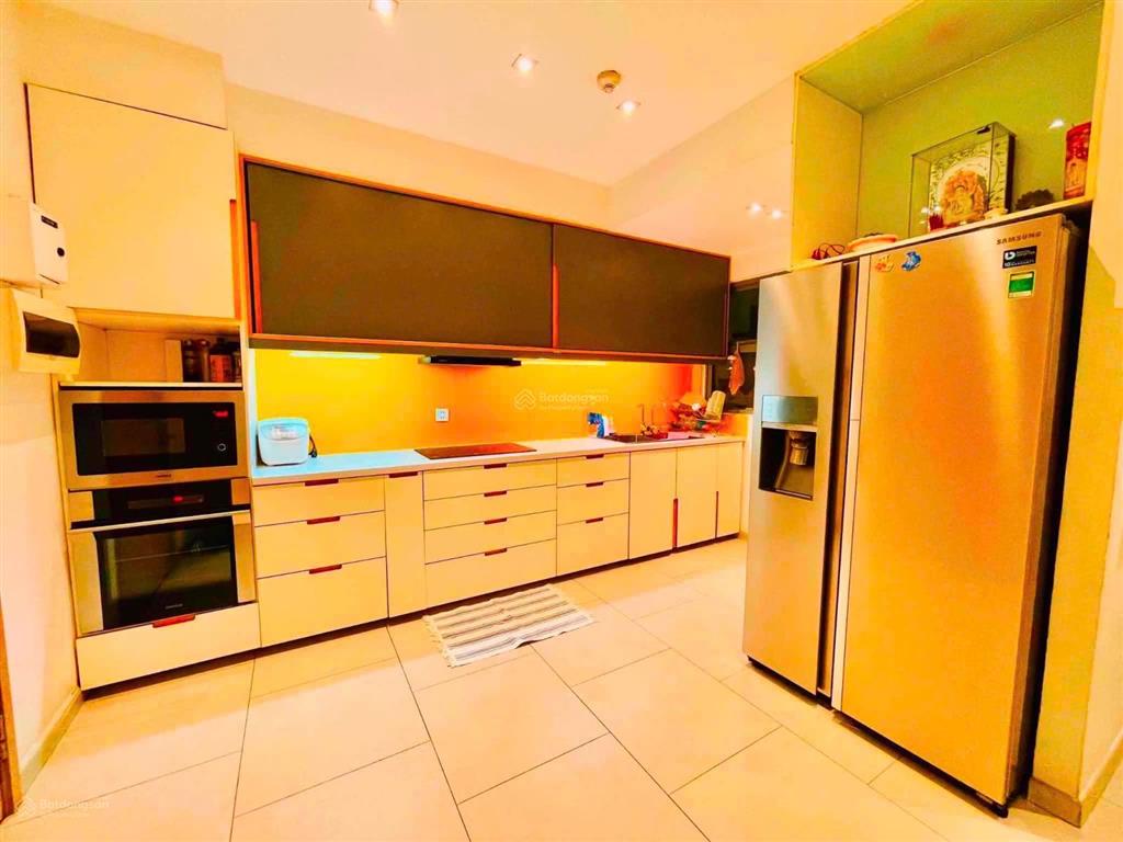 Bán gấp căn hộ riviera point quận 7 91m 2pn full nội thất lầu thấp giá 7,4 tỷ