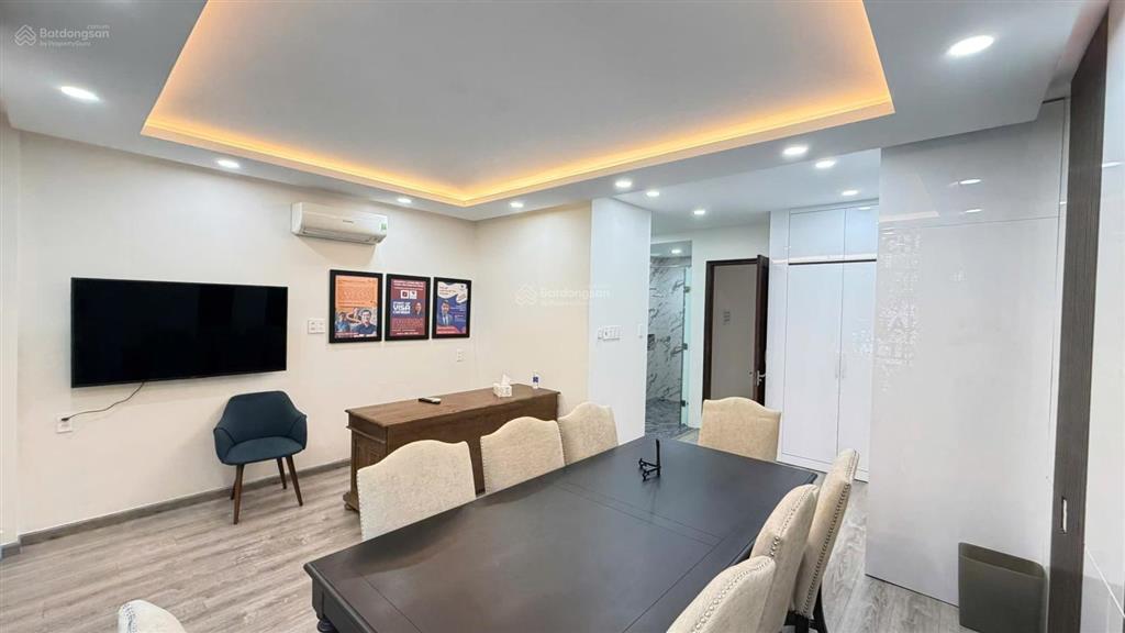 Bán nhà phố him lam kênh tẻ đường 18 quận 7 5x20m hầm 4 lầu giá 30,5 tỷ