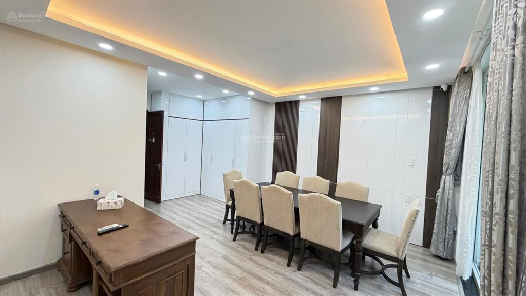 Bán nhà phố him lam kênh tẻ đường 18 quận 7 5x20m hầm 4 lầu giá 30,5 tỷ