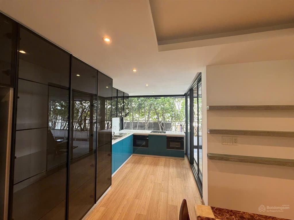 Cho thuê căn hộ riverside phú mỹ hưng 236m2 2pn sân vườn view sông lầu 3 giá 60 triệu
