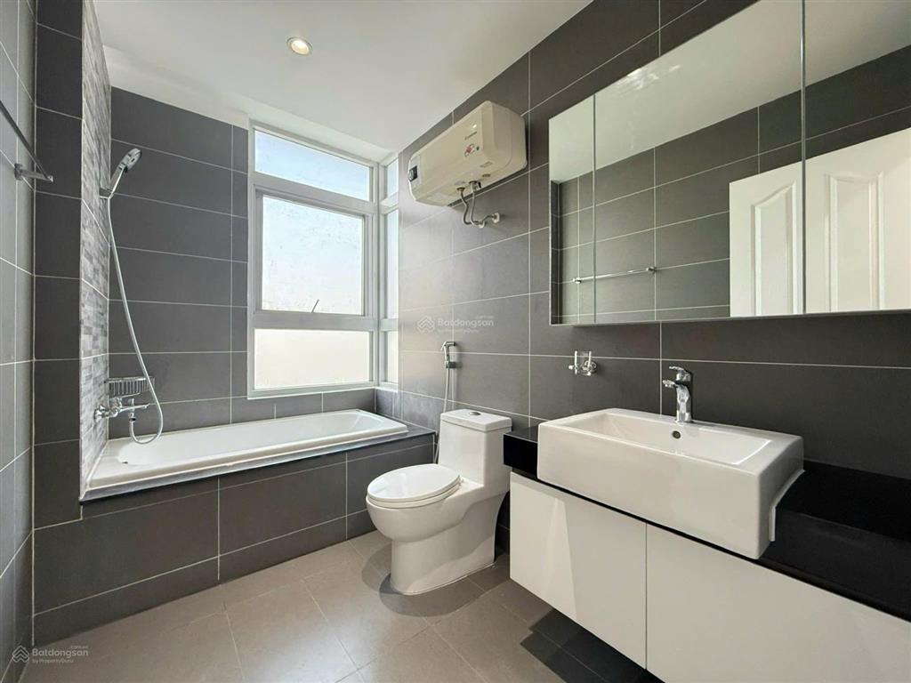 Cho thuê căn hộ star hill phú mỹ hưng 94m2 3pn full nội thất lầu 16 giá 35 triệu