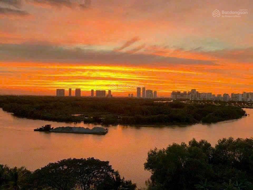 Bán căn hộ riverside phú mỹ hưng 146m 3pn view sông lầu 22 giá 15,5 tỷ