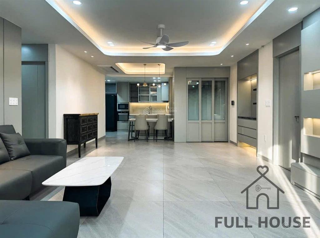 Bán căn hộ scenic valley 1 phú mỹ hưng 155m 3pn lầu 23 đang cho thuê 58tr/tháng giá 14 tỷ