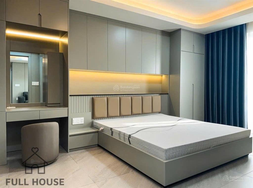 Bán căn hộ scenic valley 1 phú mỹ hưng 155m 3pn lầu 23 đang cho thuê 58tr/tháng giá 14 tỷ