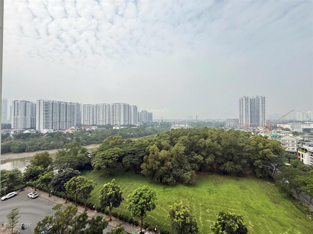Cho thuê căn hộ riverpark phú mỹ hưng 133m 3pn lầu 10 nhà mới đẹp giá 60 triệu/tháng