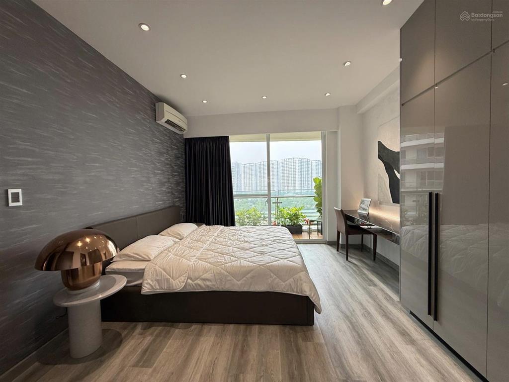 Cho thuê căn hộ riverpark phú mỹ hưng 133m 3pn lầu 10 nhà mới đẹp giá 60 triệu/tháng
