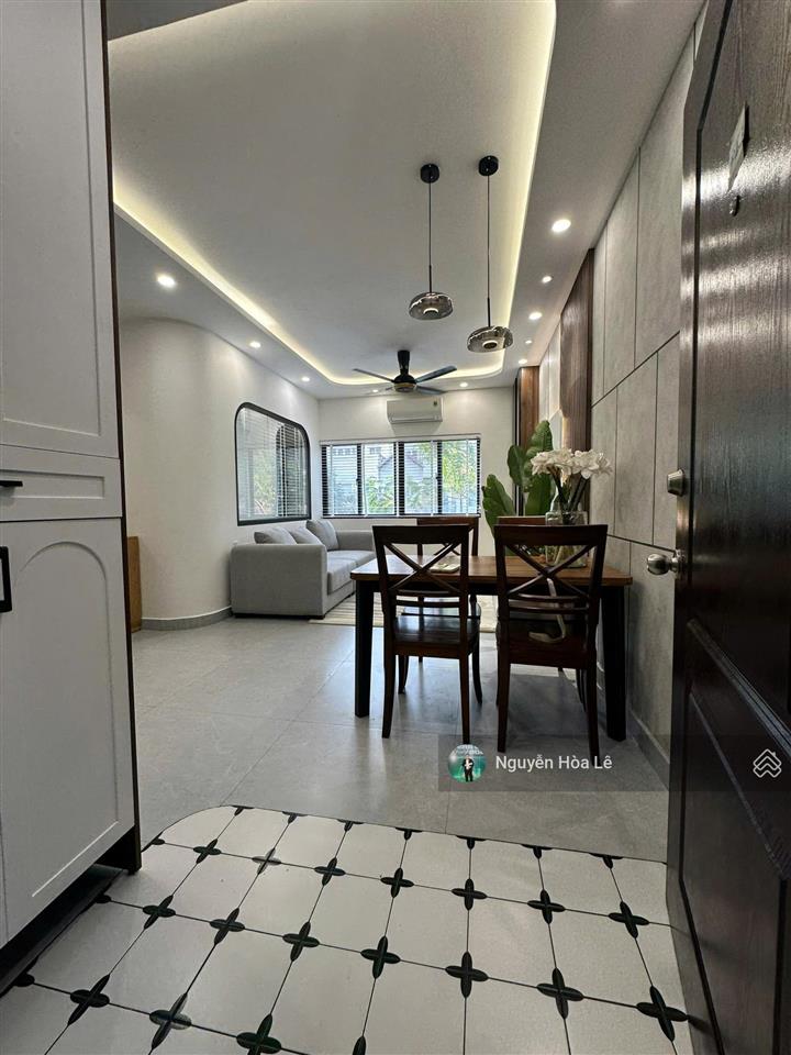 Bán căn hộ hưng vượng 2 phú mỹ hưng 62m 2pn nhà mới có hđ thuê giá 4,65 tỷ