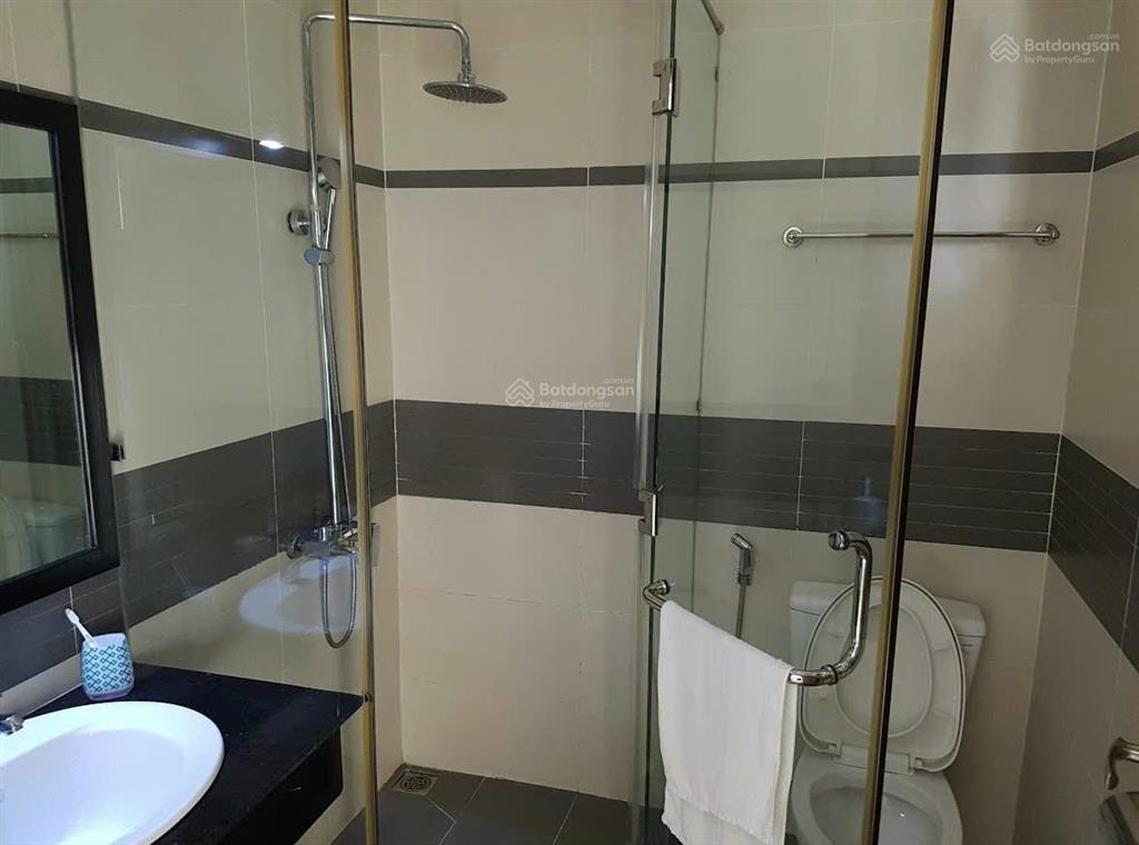 Bán khách sạn diamond hotel góc 2 mặt tiền đường số 85 và 42 phường tân quy, quận 7