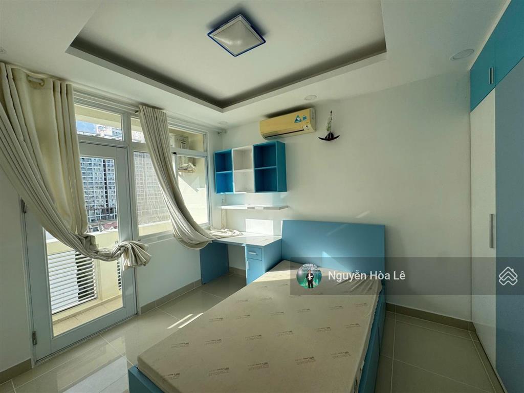 Cho thuê căn hộ cảnh viên 3 phú mỹ hưng 120m2 căn góc 3pn lầu 9 giá 26 triệu/tháng