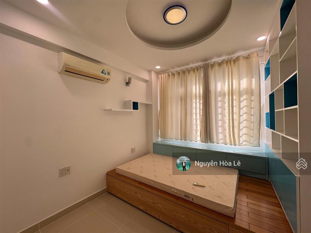 Cho thuê căn hộ cảnh viên 3 phú mỹ hưng 120m2 căn góc 3pn lầu 9 giá 26 triệu/tháng