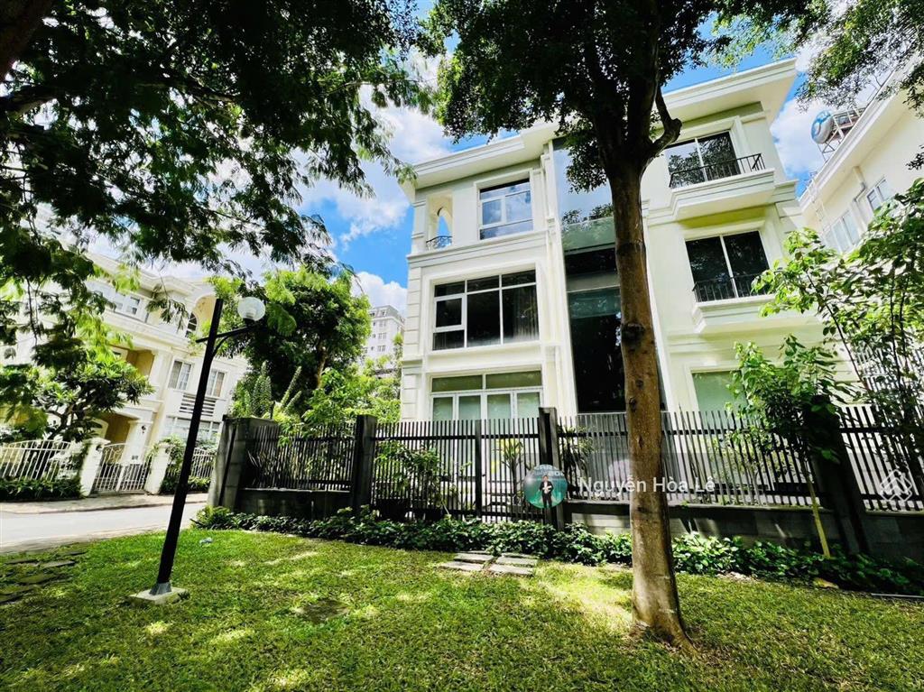 Bán biệt thự mỹ văn 1 phú mỹ hưng 31x16m, góc công viên, 7 phòng ngủ