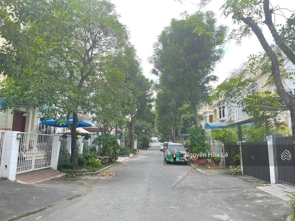Cho thuê biệt thự mỹ giang 2a phú mỹ hưng 7x18m 4pn full nội thất giá 90 triệu/tháng