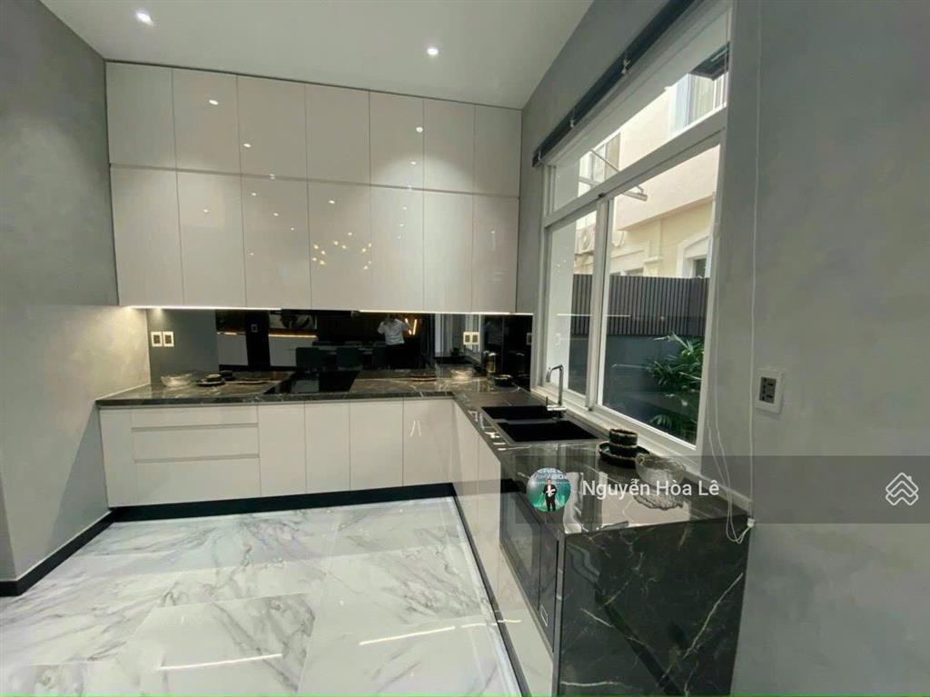 Cho thuê biệt thự mỹ giang 2a phú mỹ hưng 7x18m 4pn full nội thất giá 90 triệu/tháng