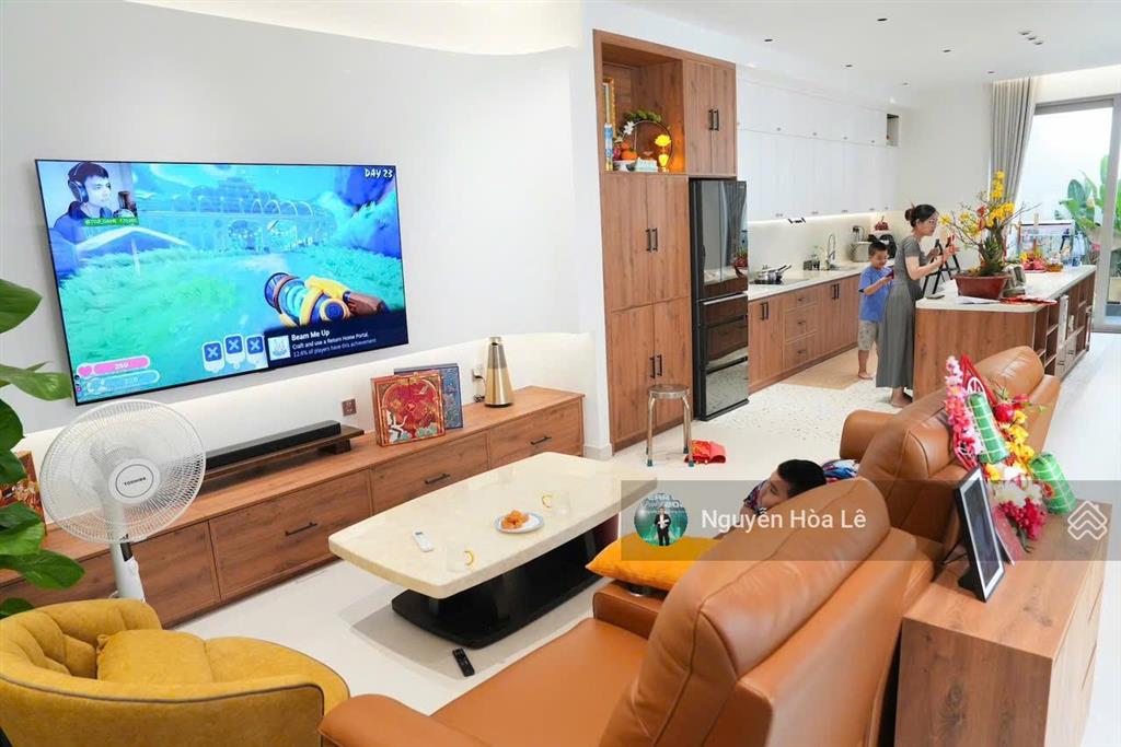 Bán gấp biệt thự kdc bộ công an 160 nguyễn văn quỳ 9x17m, 3pn, giá 16,9 tỷ
