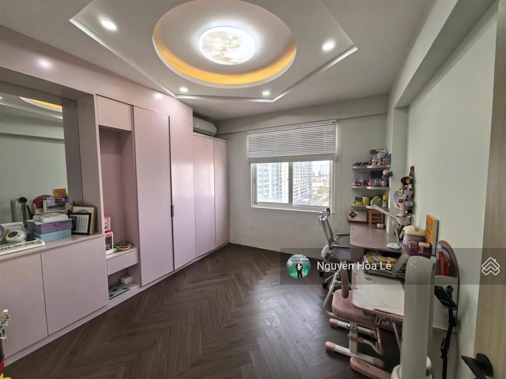 Cho thuê căn hộ cảnh viên 2b phú mỹ hưng 119m 3pn lầu 11 giá 35 triệu/tháng