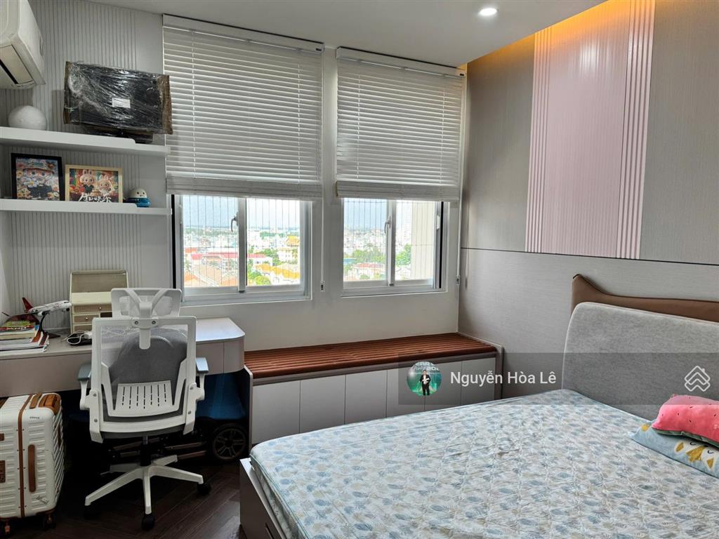 Cho thuê căn hộ cảnh viên 2b phú mỹ hưng 119m 3pn lầu 11 giá 35 triệu/tháng