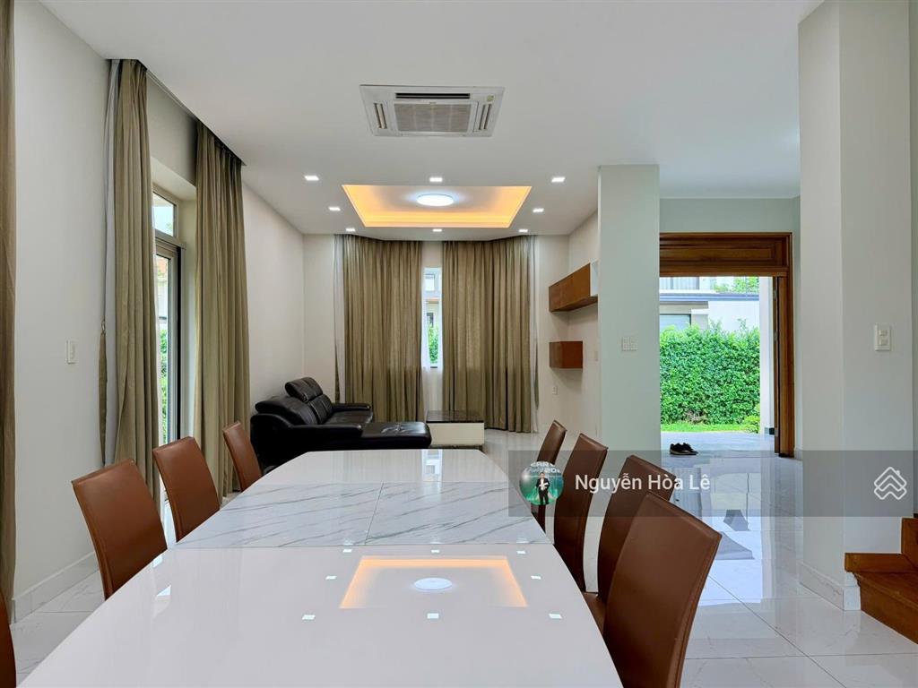 Cho thuê biệt thự phú gia phú mỹ hưng 317,3m2 4pn, sân vườn, giá 91 triệu/tháng