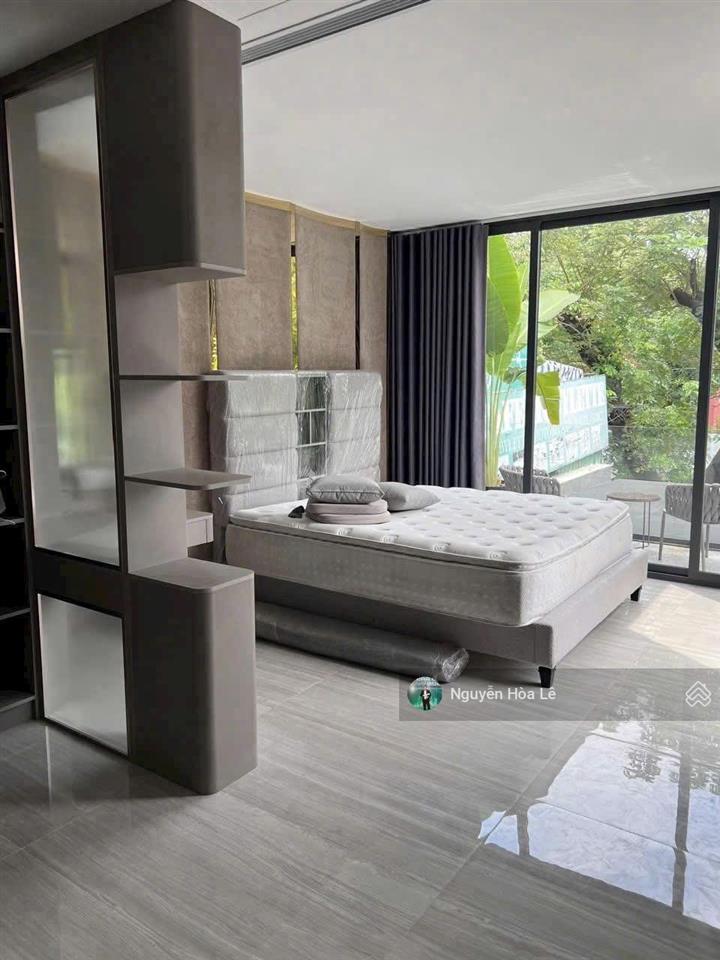 Cho thuê biệt thự góc 2 mặt tiền mỹ gia 1 phú mỹ hưng