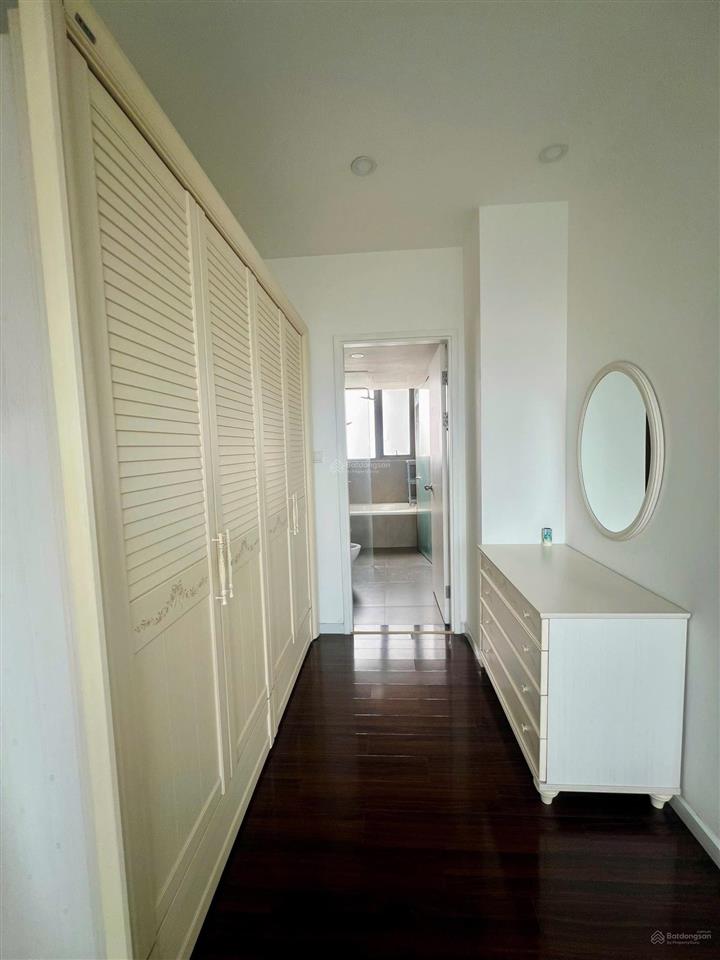 Cho thuê riviera point tháp t7 148m 3pn, 3wc, full nội thất, giá 38 triệu