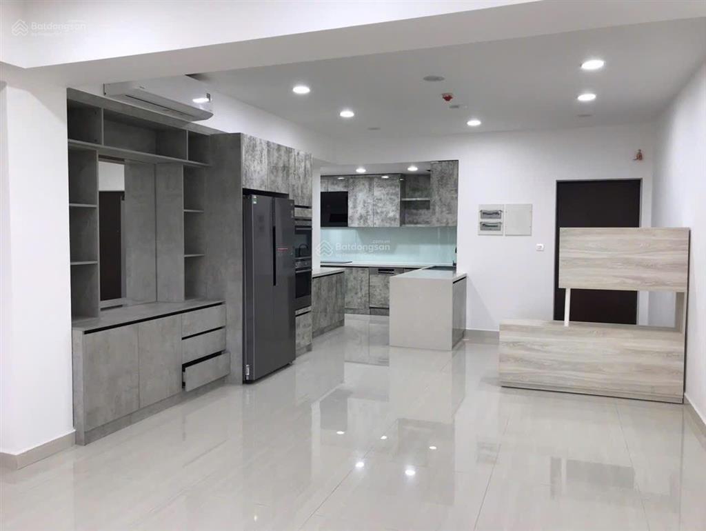 Bán căn hộ riverpark premier 141m căn góc lầu 10 view sông, hđt 77tr/tháng