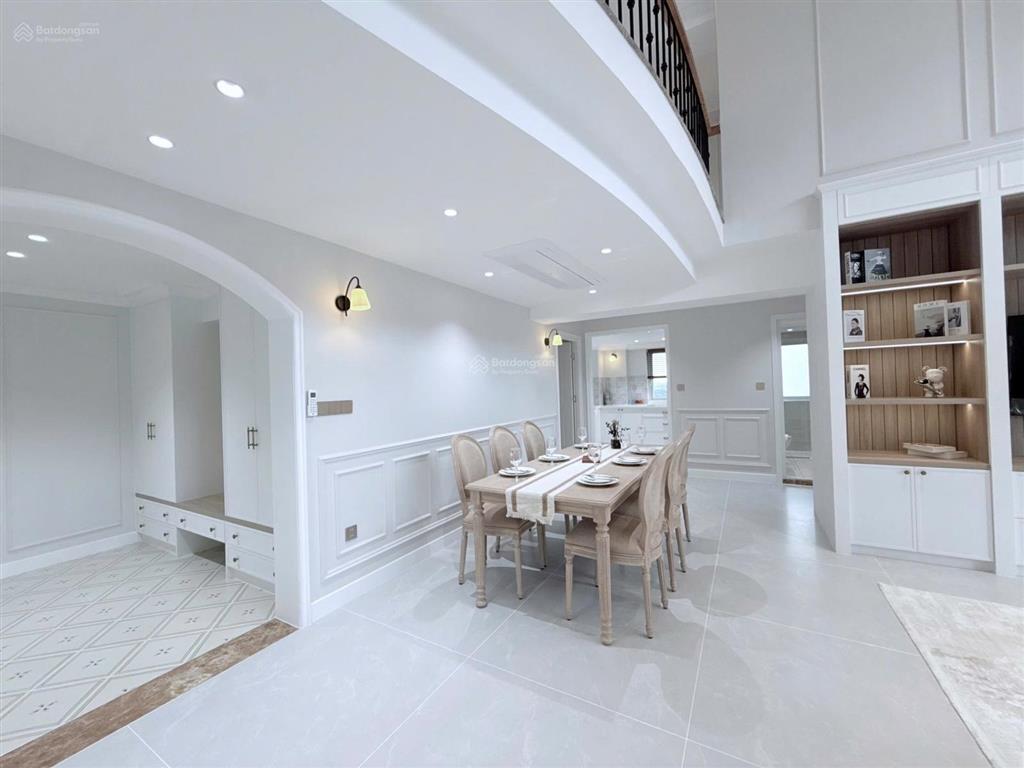 Cho thuê duplex mỹ khánh 3b phú mỹ hưng 198m2, 4pn, full nội thất