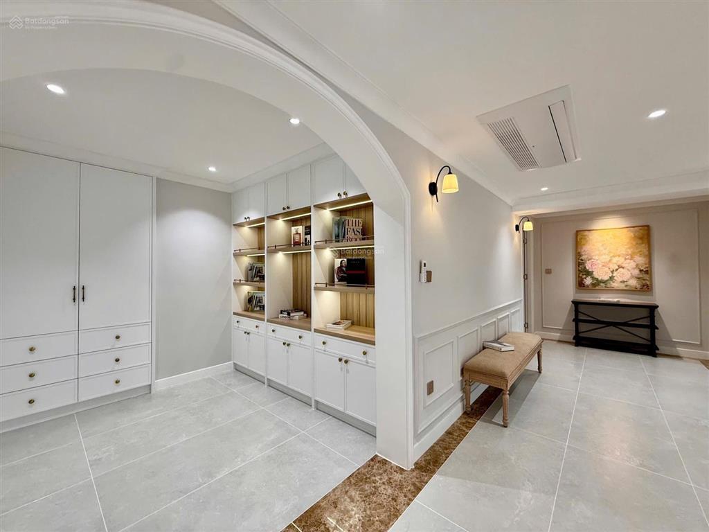 Cho thuê duplex mỹ khánh 3b phú mỹ hưng 198m2, 4pn, full nội thất