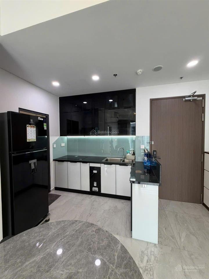 Cho thuê căn hộ cardinal court phú mỹ hưng, lầu 12, 76m, 2pn