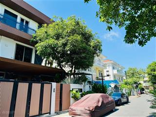 Vip bán biệt thự song lập mỹ gia 1 phú mỹ hưng, 220m, có thang máy
