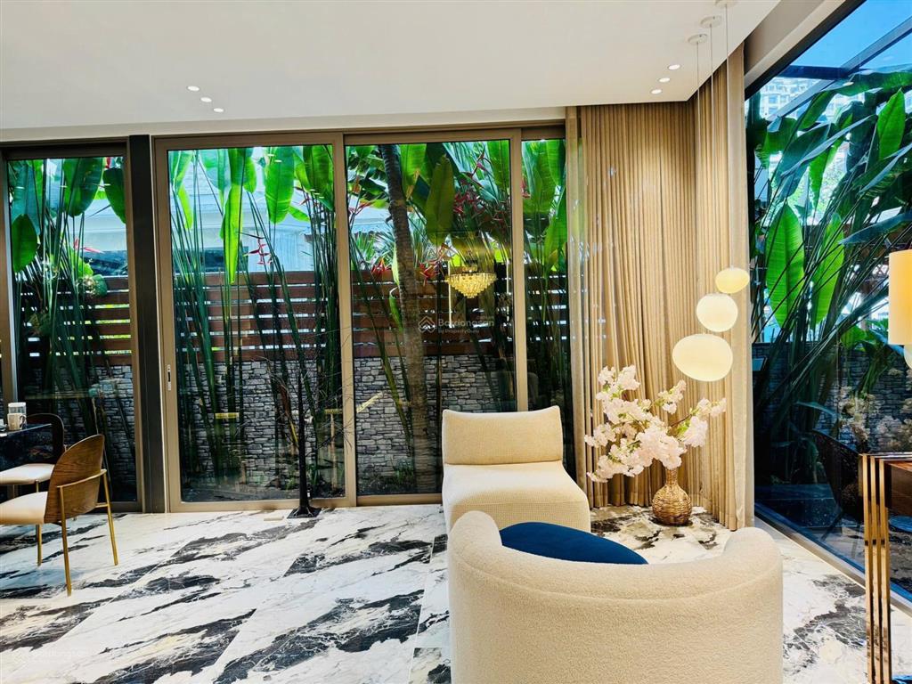 Vip bán biệt thự song lập mỹ gia 1 phú mỹ hưng, 220m, có thang máy