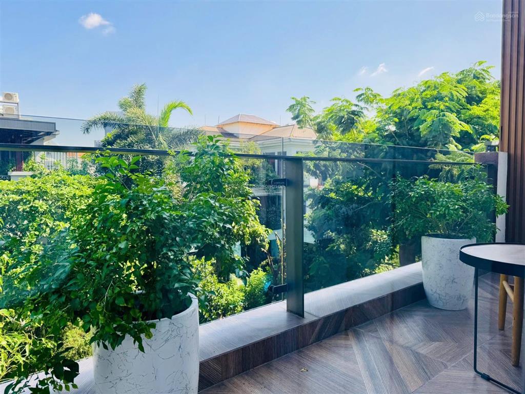 Vip bán biệt thự song lập mỹ gia 1 phú mỹ hưng, 220m, có thang máy