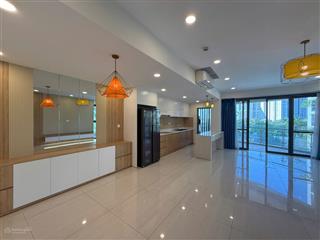 Cho thuê riverpark premier phú mỹ hưng, lầu 3, 130m, view hồ bơi & sân vườn