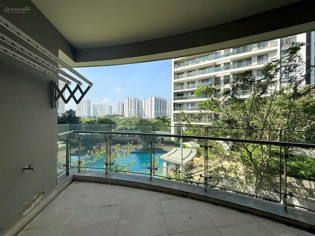 Cho thuê riverpark premier phú mỹ hưng, lầu 3, 130m, view hồ bơi & sân vườn