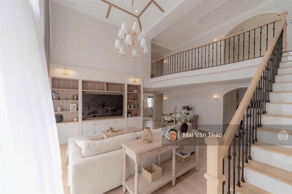 Cần bán duplex mỹ khánh , nhà mới cao cấp 100%, 190m2, 4 phòng ngủ, giá 18,5 tỷ.  o9o6 772 508