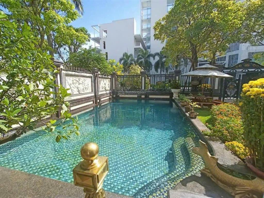 Cho thuê biệt thự đơn lập căn góc siêu đẹp khu cảnh đồi phú mỹ hưng, gần hồ bán nguyệt, trường ssis