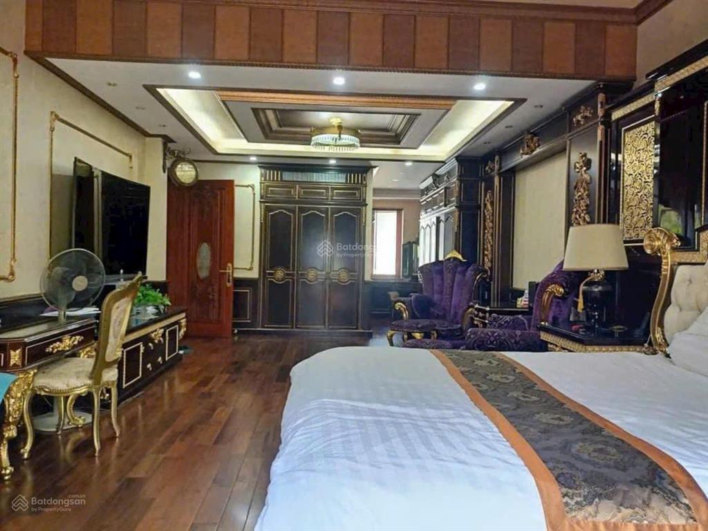 Cho thuê biệt thự đơn lập căn góc siêu đẹp khu cảnh đồi phú mỹ hưng, gần hồ bán nguyệt, trường ssis