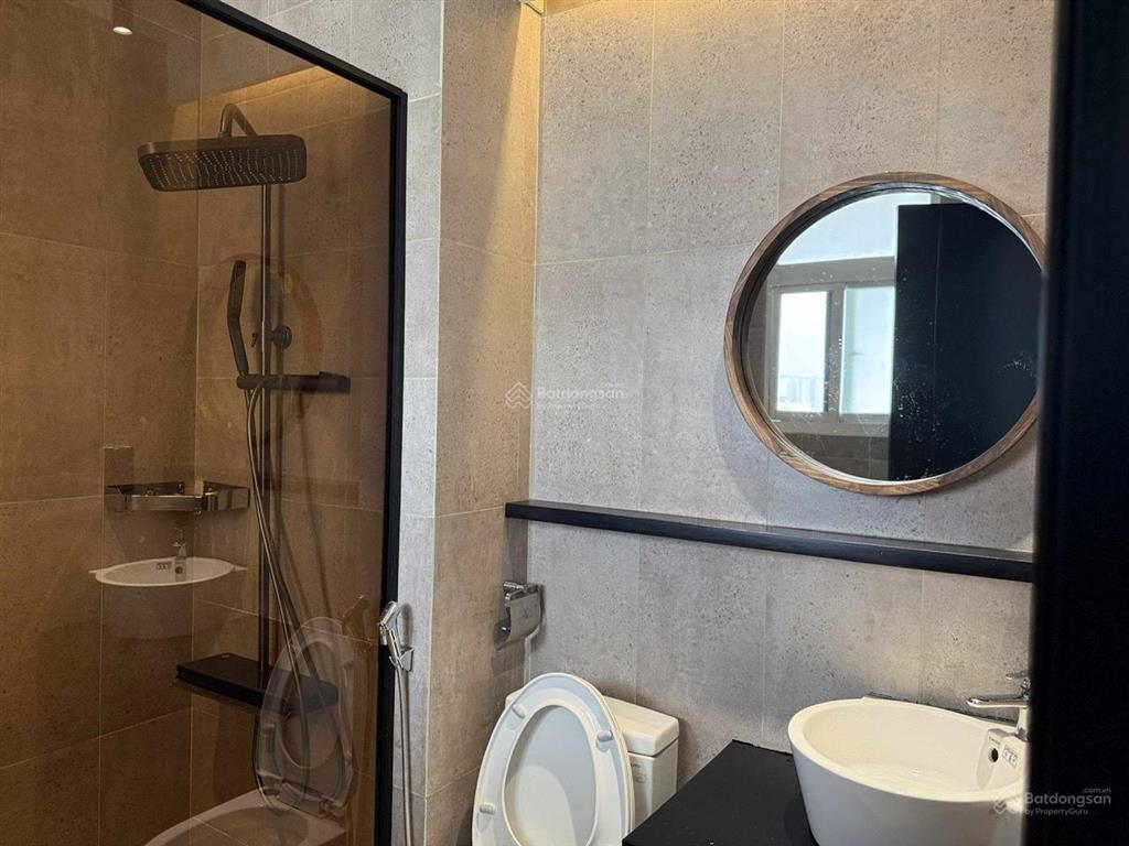 Cho thuê căn hộ penthouse sky garden phú mỹ hưng, dt 330m2, 5pn, mới đẹp giá rẻ  0912 302 ***