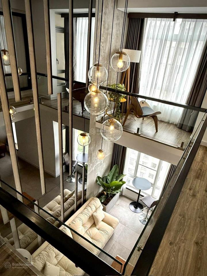 Cho thuê căn hộ penthouse sky garden phú mỹ hưng, dt 330m2, 5pn, mới đẹp giá rẻ  0912 302 ***