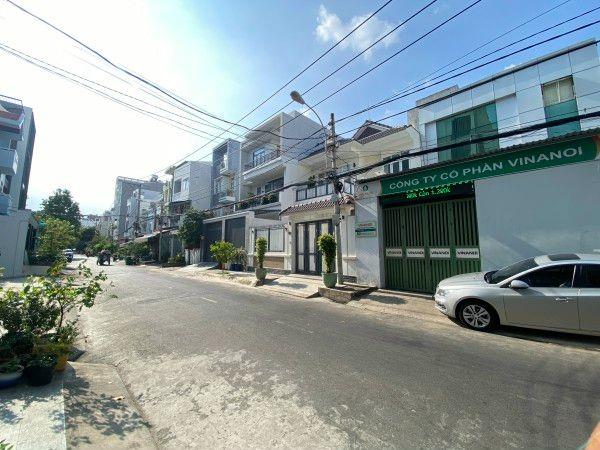 đất Trống 12,2x18m đường số Phường Tân Quy Q7. giá 40 tỷ