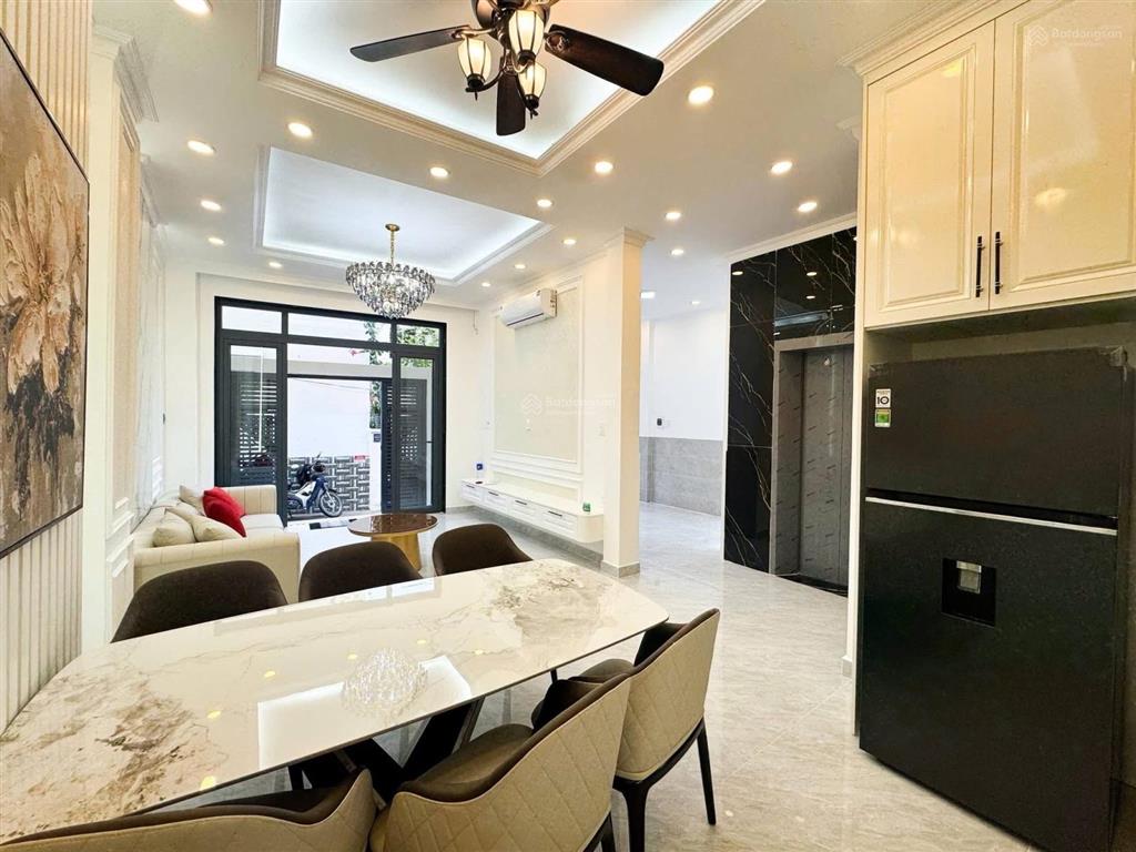 Siêu phẩm hiếm hẻm 1027 huỳnh tấn phát, thang máy, nội thất xịn, chỉ 8,49 tỷ